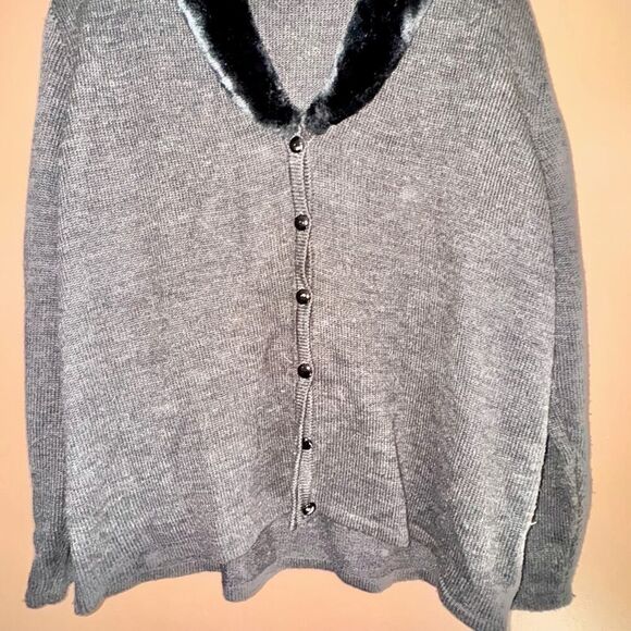 Nina Leonard Women's Faux Fur Trim Button Down Wool Jacket Gray - Size 14 - Picture 6 of 10